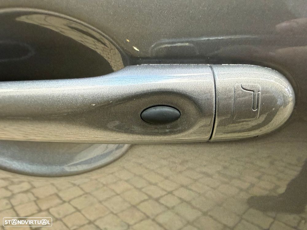 Renault Clio 1.5 dCi Confort - 10