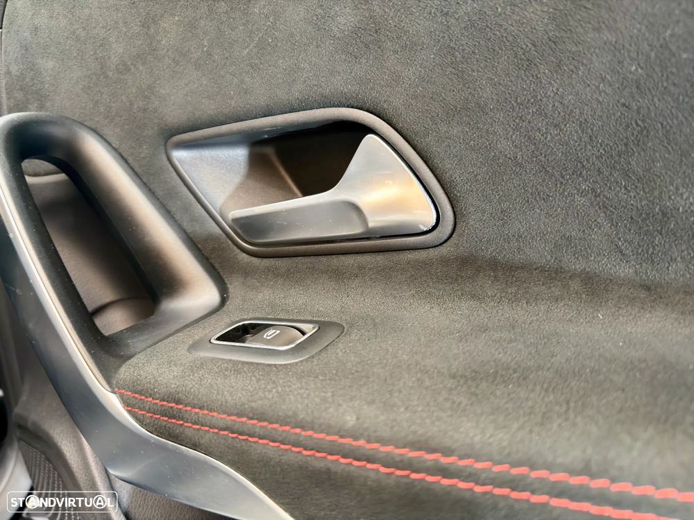 Mercedes-Benz A 250 e Style Plus - 44