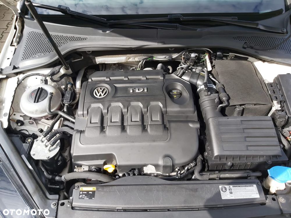 Volkswagen Golf 2.0 TDI BMT GTD - 17