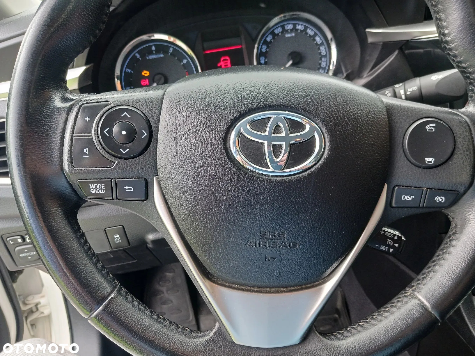 Toyota Corolla - 18