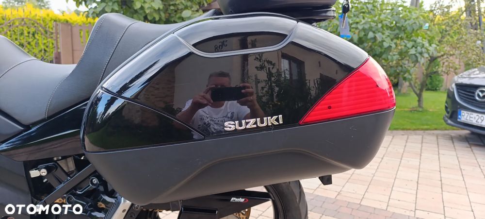 Suzuki V-STROM - 37