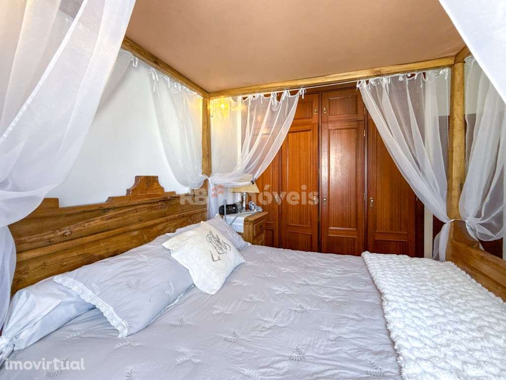 Moradia T4 Abrantes com espaço exterior e garagem - Grande imagem: 4/60