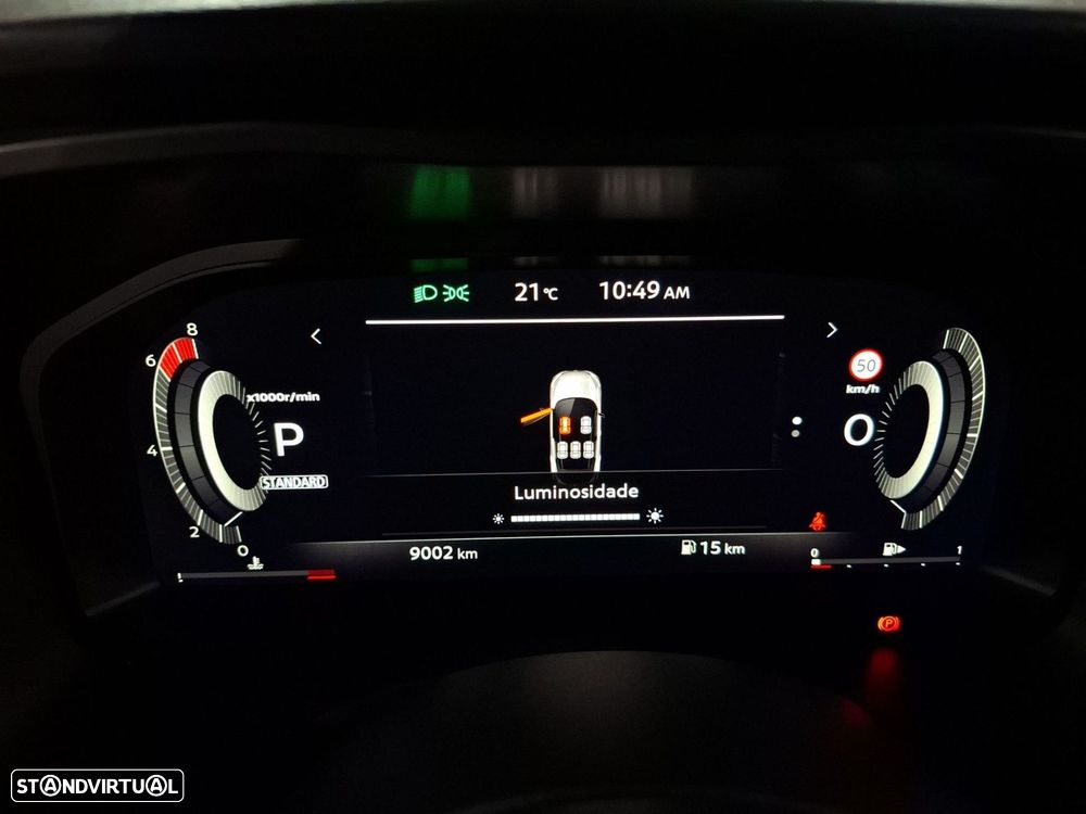 Nissan Qashqai 1.3 DIG-T Evolve + Two Tone Xtronic - 10