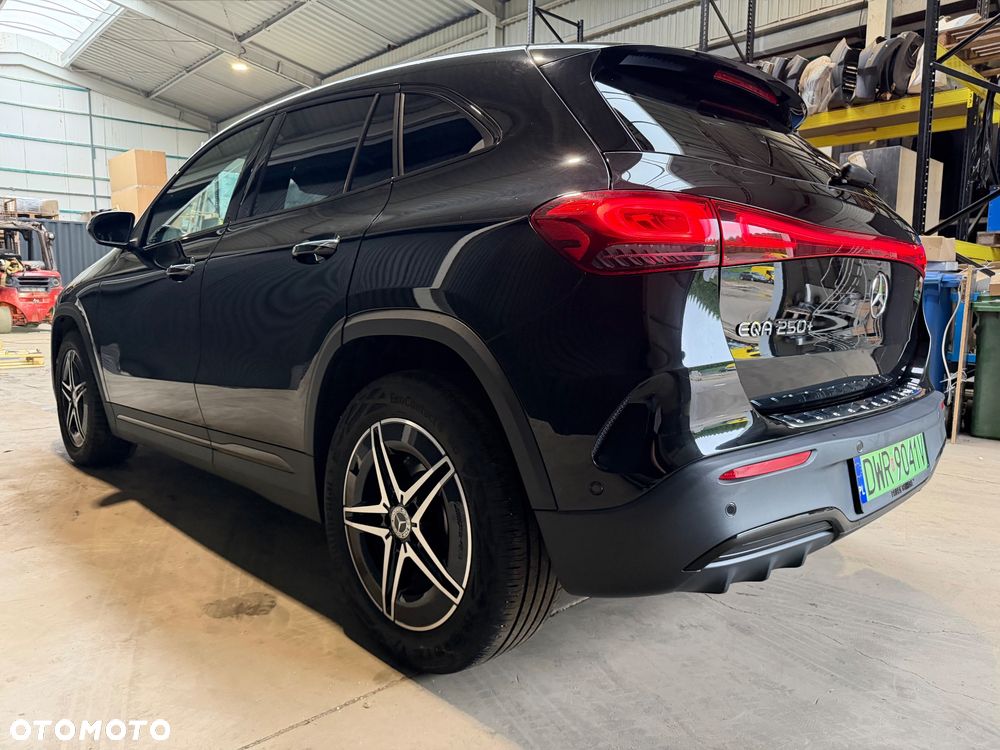 Mercedes-Benz EQA 250+ 70.5kWh AMG Line - 5