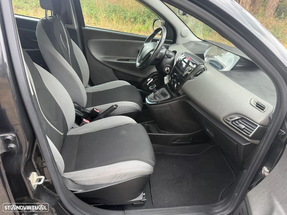 Lancia Ypsilon 1.2 S&S Gold - 14