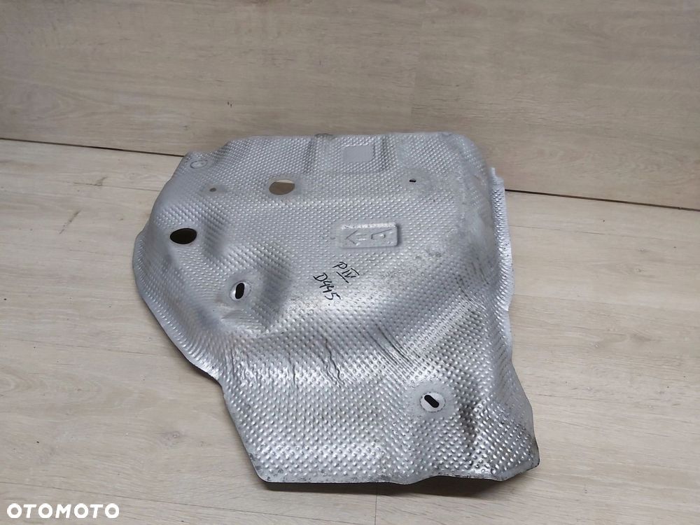 Toyota Prius IV xw50 osłona termiczna wydechu tłumika - 2