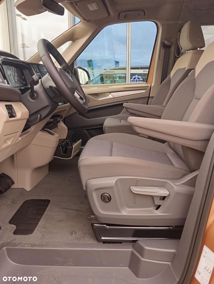 Volkswagen Multivan - 14