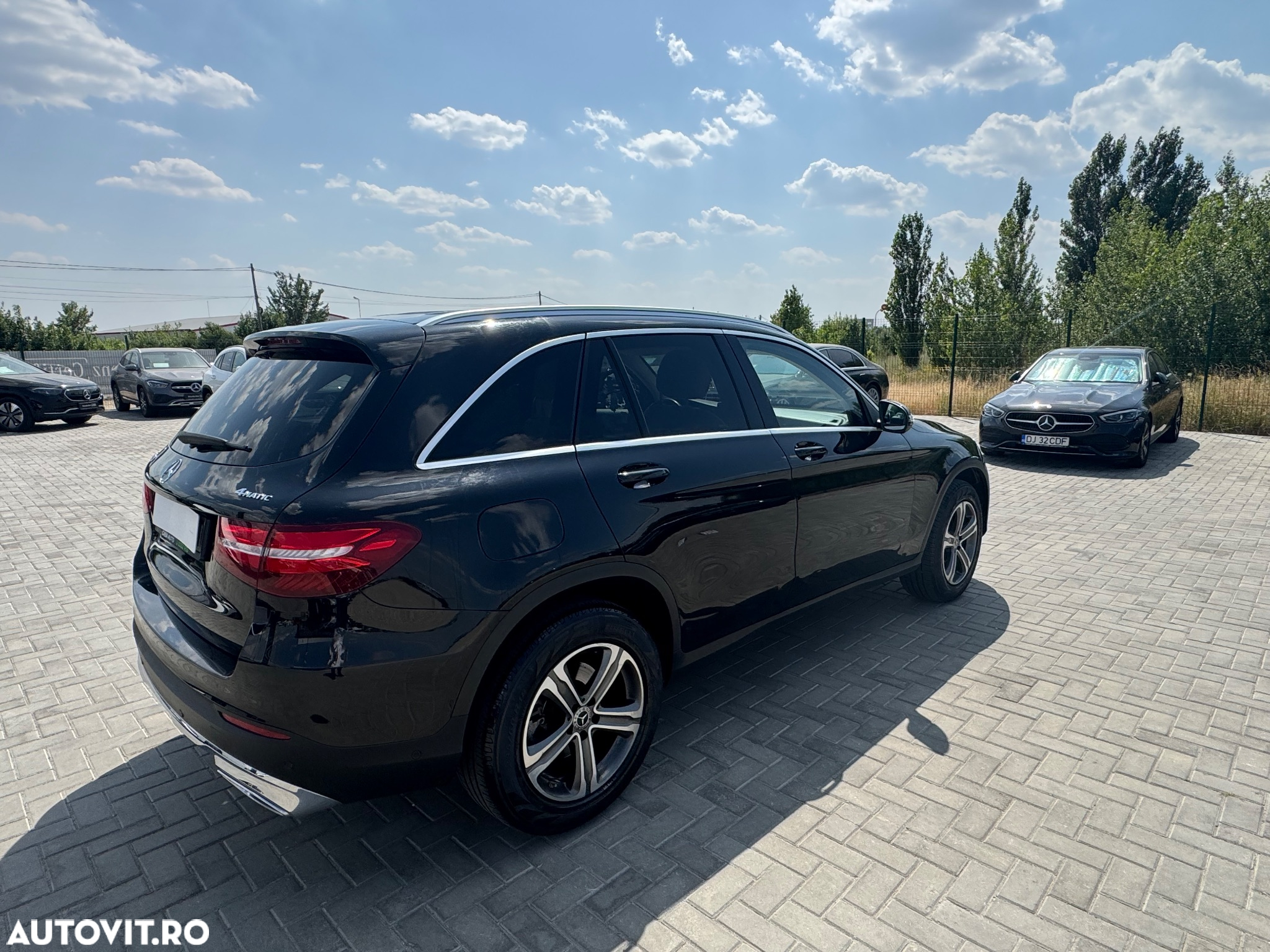 Mercedes-Benz GLC 250 d 4MATIC - 14