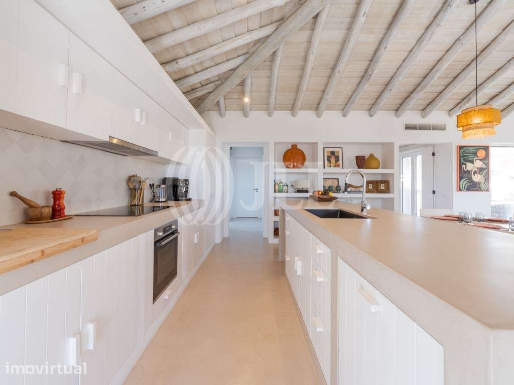 Moradia T5 com Piscina, jardim, no Carvalhal, Grândola - Grande imagem: 5/17
