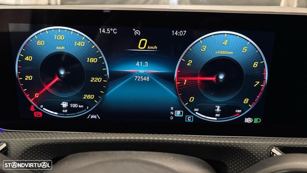 Mercedes-Benz A 250 7G-DCT AMG Line - 3