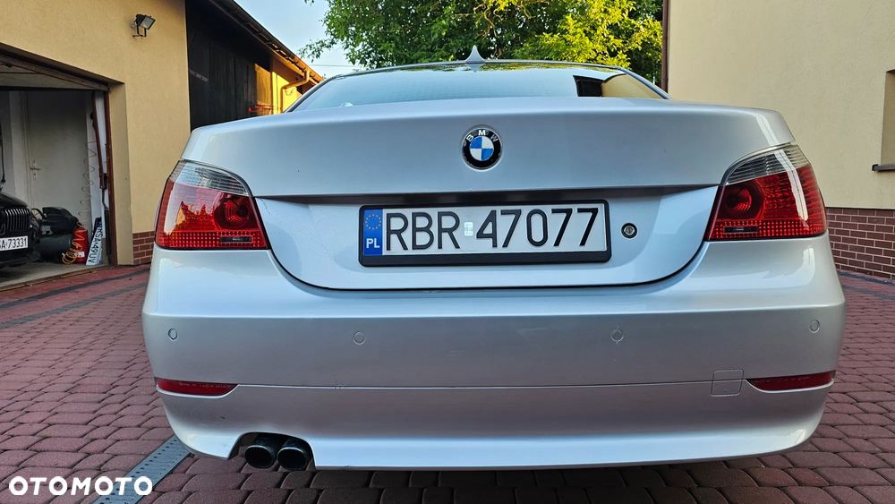 BMW Seria 5 530i - 26