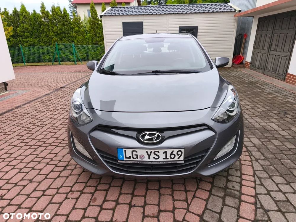 Hyundai i30 1.4 Trend - 3