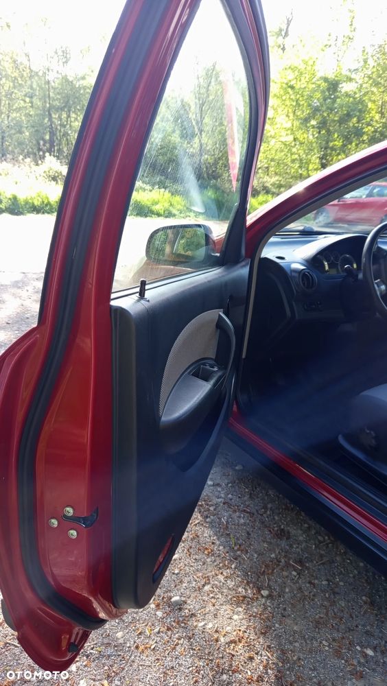 Chevrolet Aveo 1.2 LS - 6