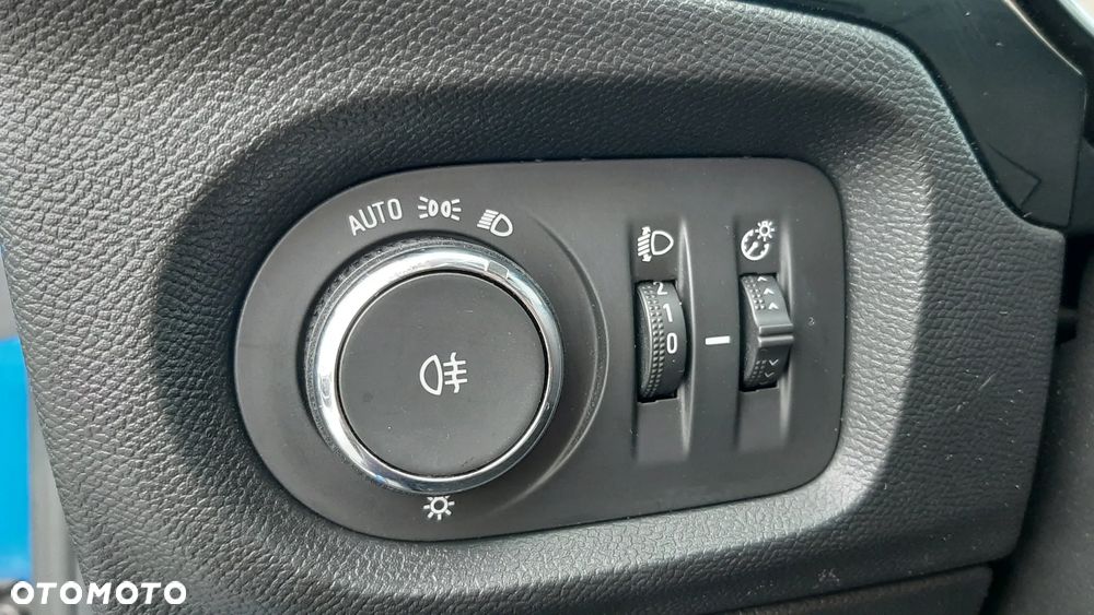 Opel Corsa - 9