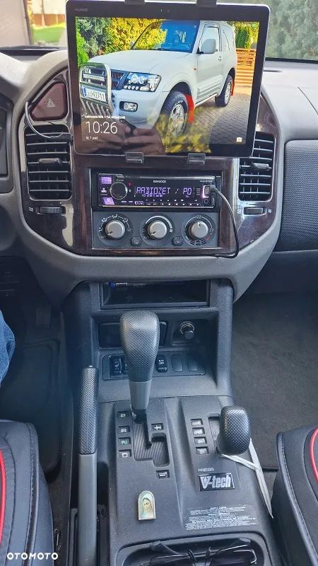 Mitsubishi Pajero 3.2 DI-D Automatik Instyle - 12