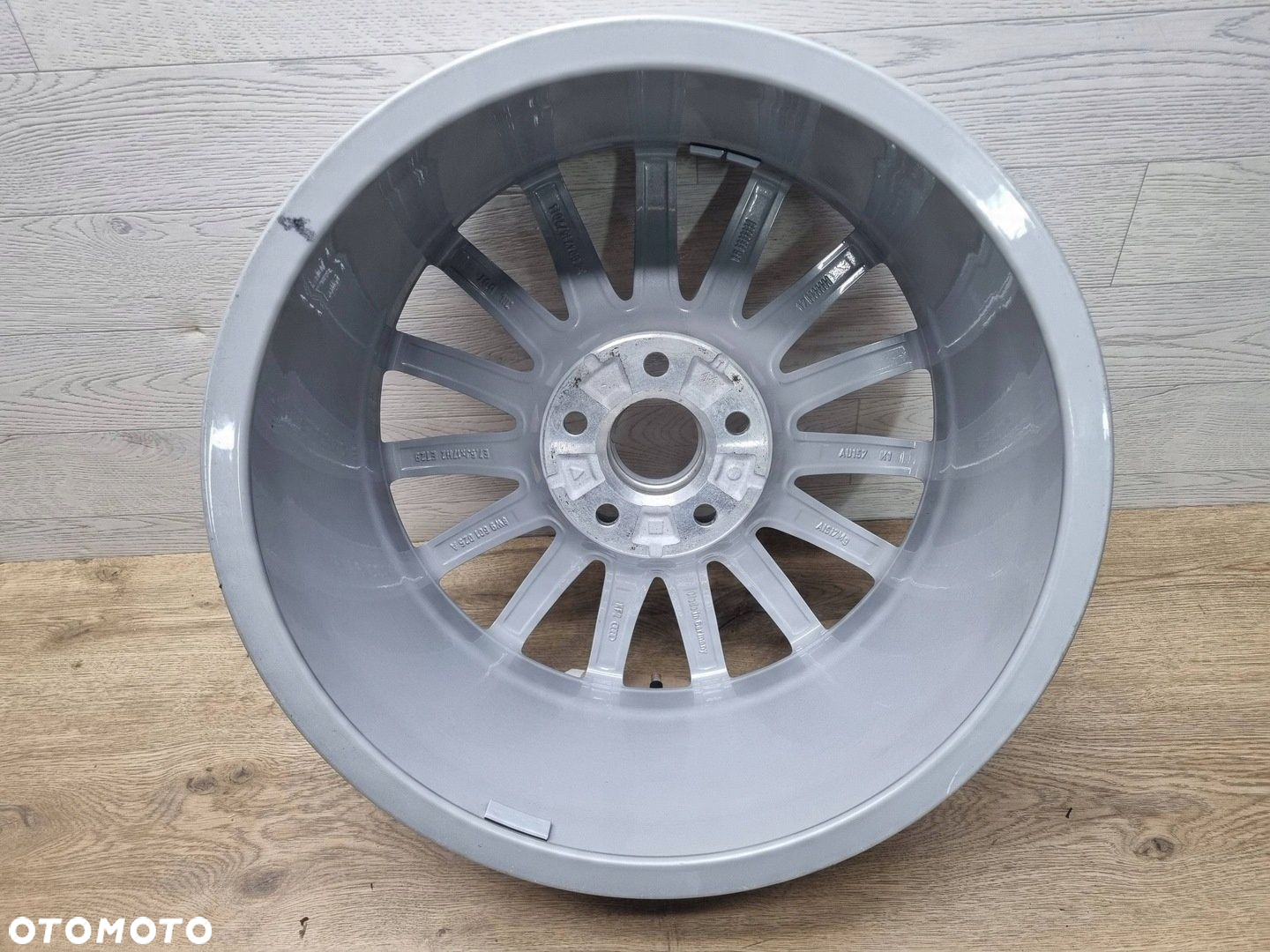 Felga Audi A4 S4 B9 E 7.5Jx17H2 Et29 5x112 8W9601025A - 10