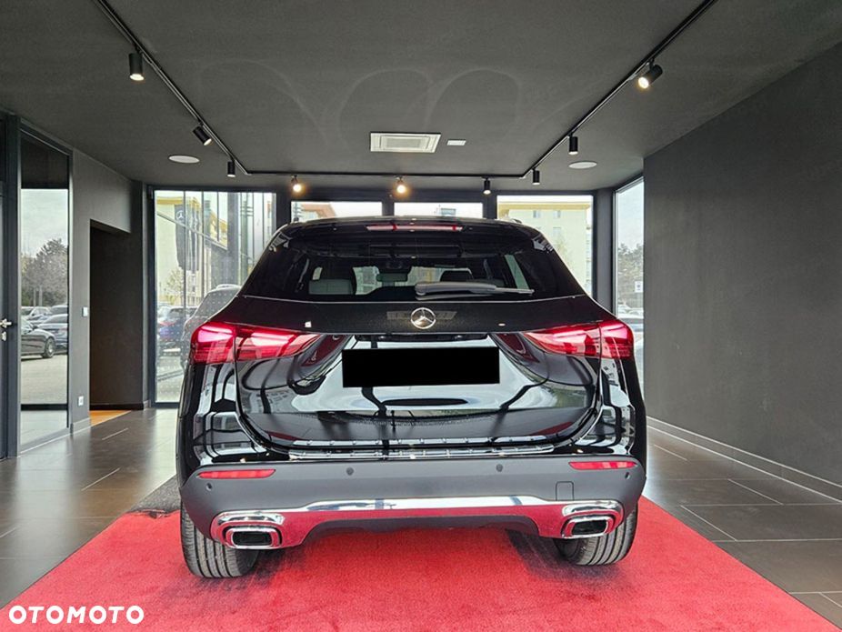 Mercedes-Benz GLA 200 AMG Line - 5