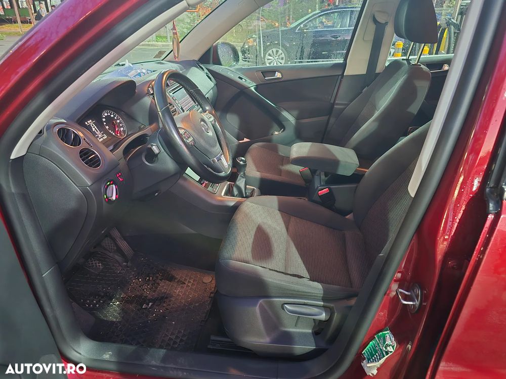 Volkswagen Tiguan 2.0 TDI 4Motion Track & Field - 9