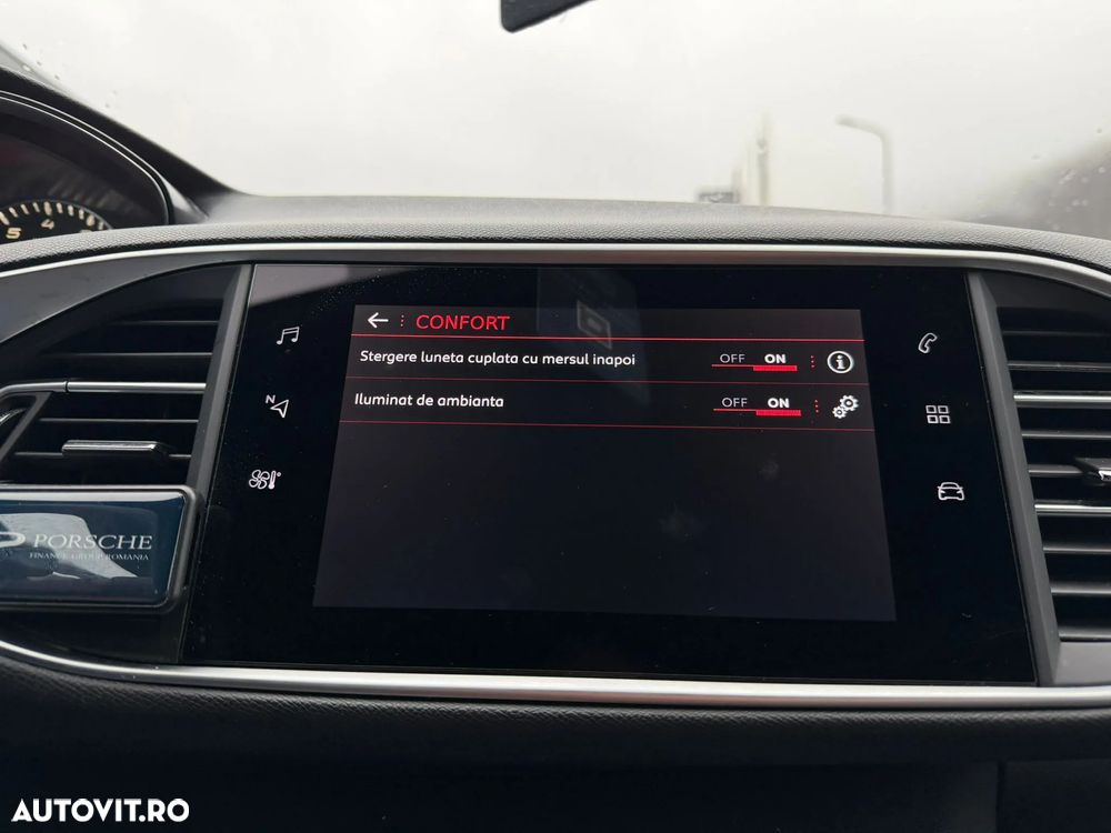 Peugeot 308 1.2L PureTech 130 S&S EAT8 GT - 30