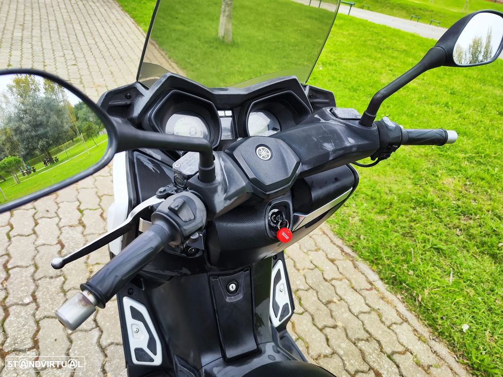 Yamaha X-Max 250 - 5