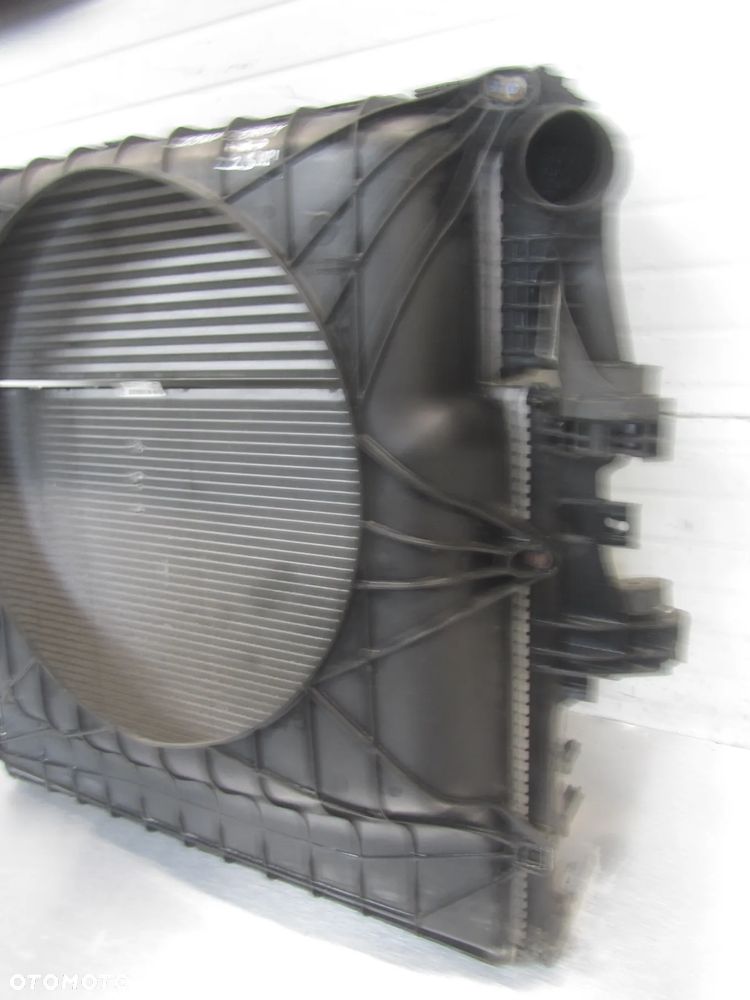 Iveco Daily 14->2.3 hpi komplet chłodnic-obudowa wentylatory - 2