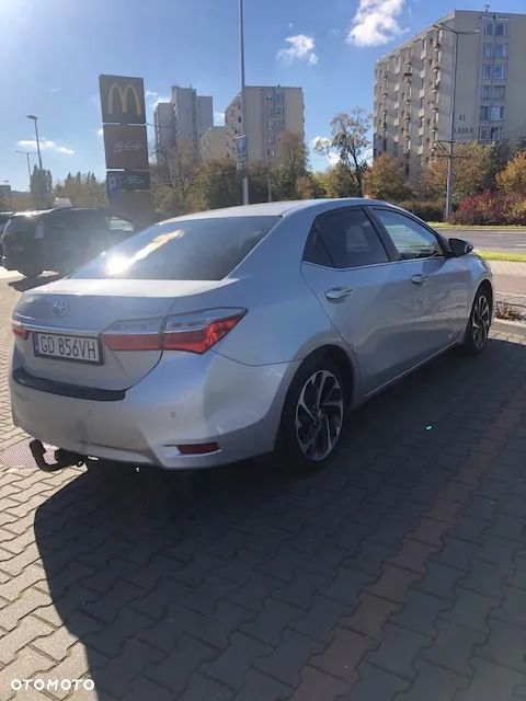 Toyota Corolla 1.6 Prestige MS - 3