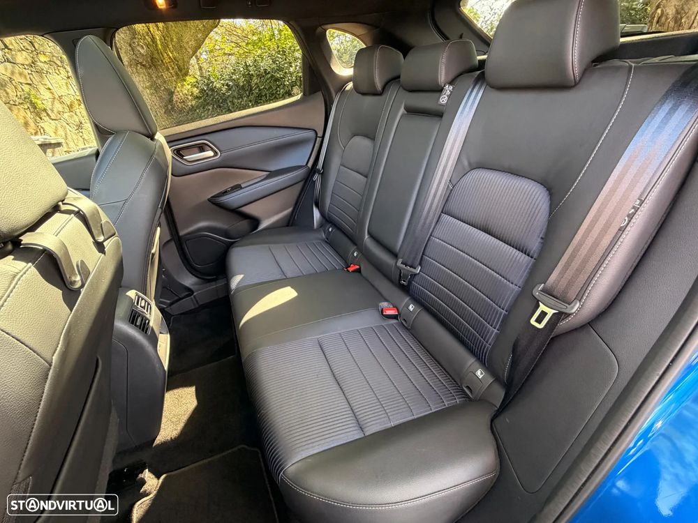 Nissan Qashqai 1.3 DIG-T Tekna Xtronic - 25