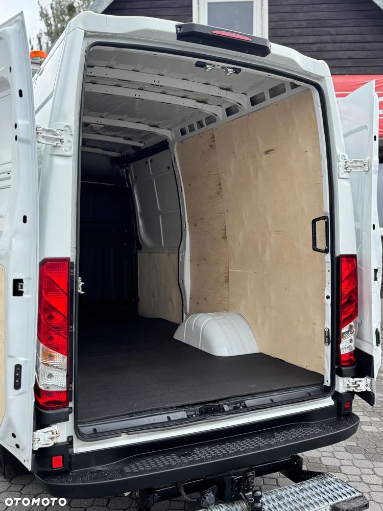 Iveco 35C15 - 8