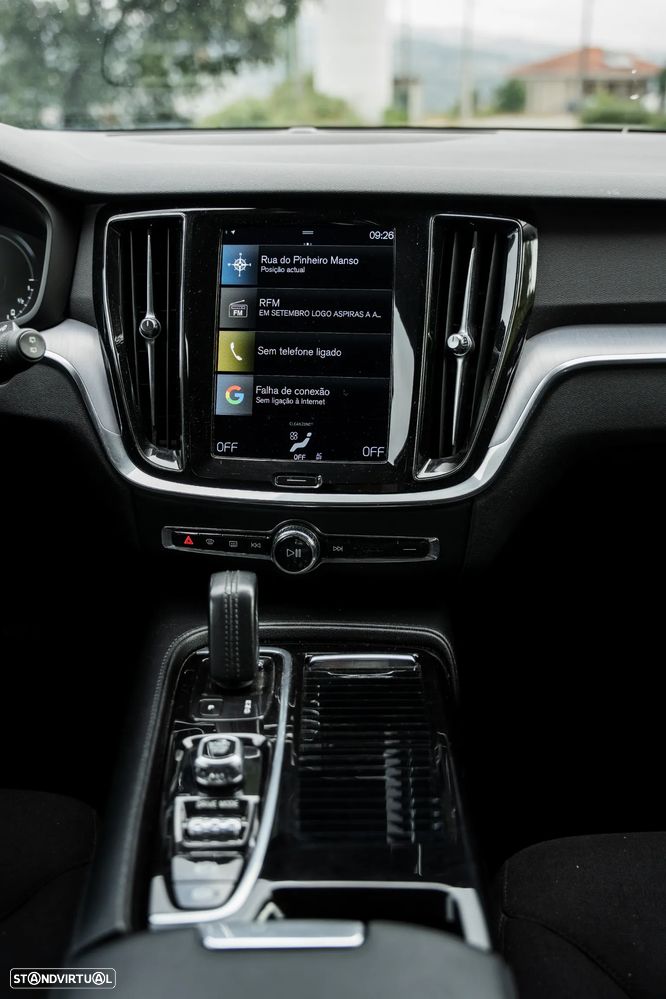 Volvo V60 2.0 T6 AWD TE R-Design - 23
