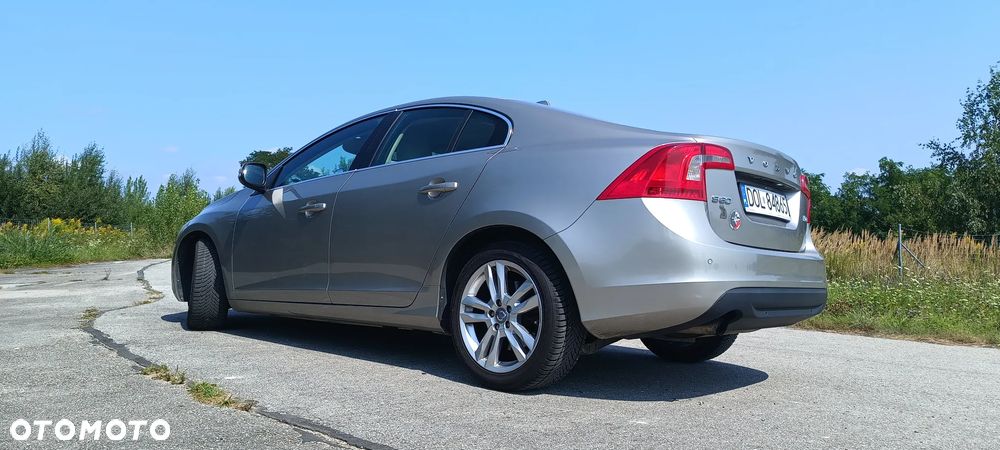 Volvo S60 D3 Momentum - 13