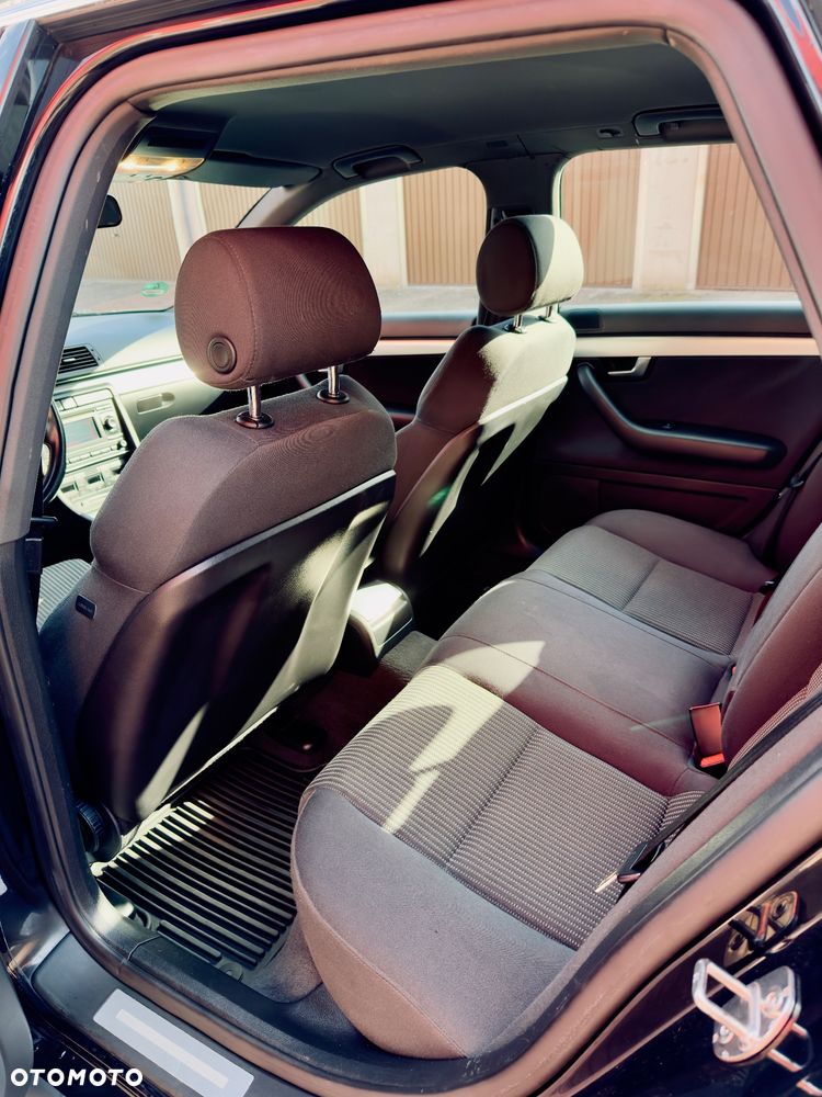 Audi A4 Avant 2.0 TDI - 11