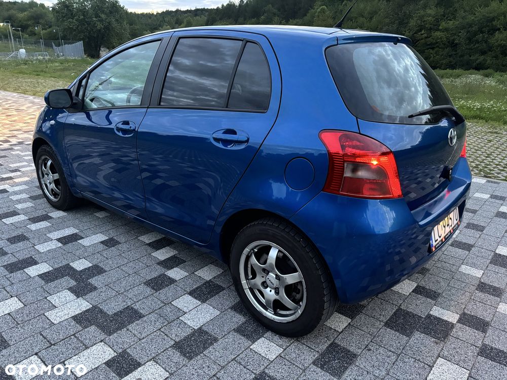 Toyota Yaris - 5