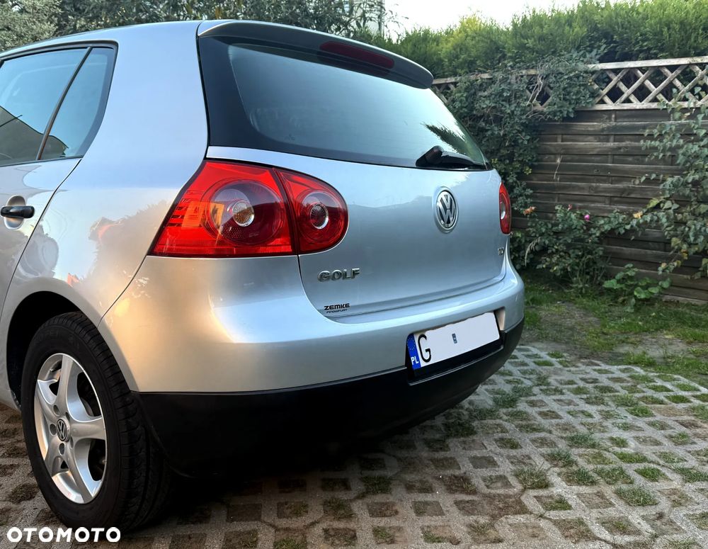 Volkswagen Golf V 1.9 TDI Trendline - 24