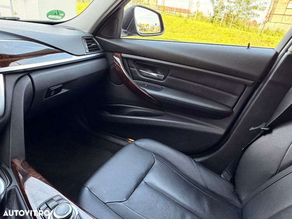 BMW Seria 3 320d Luxury Line - 39