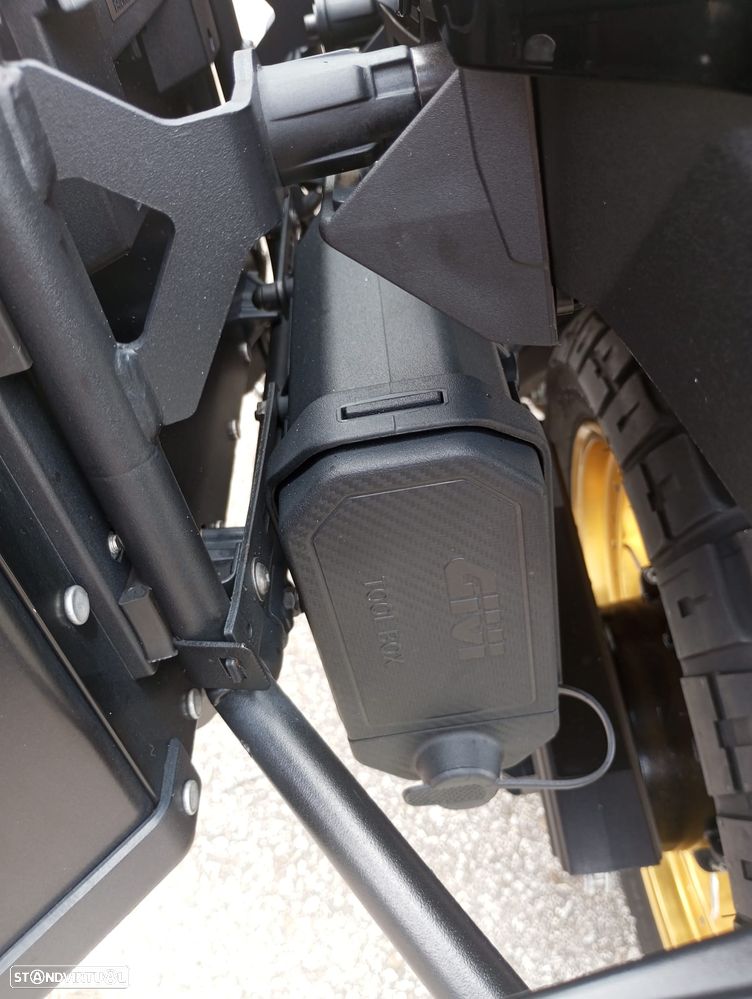 Suzuki v-strom - 9