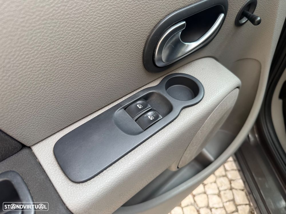 Renault Modus 1.2 Confort - 8