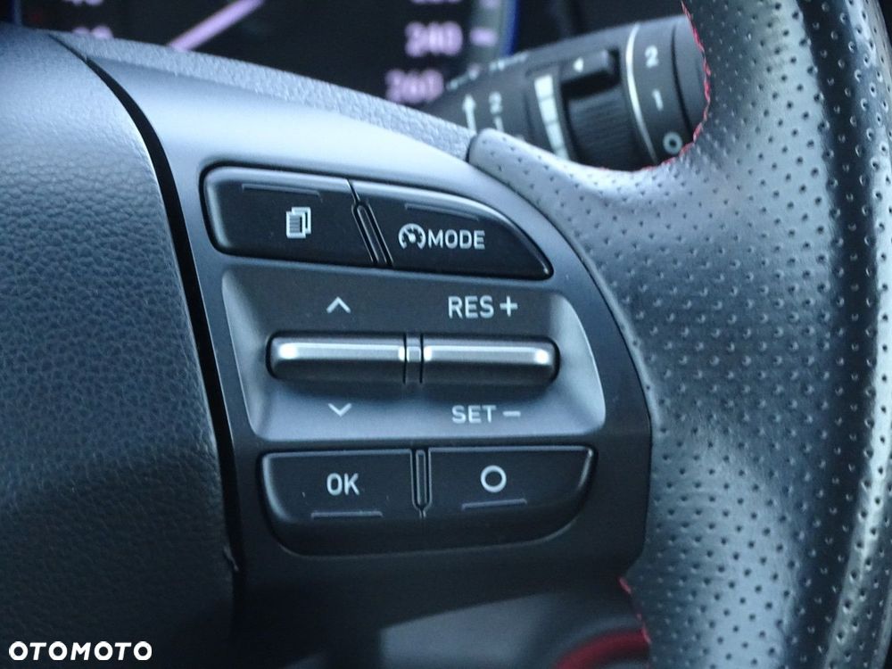 Hyundai Kona 1.6 T-GDI Premium 4WD DCT - 24