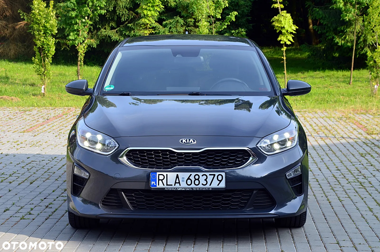 Kia Ceed - 11