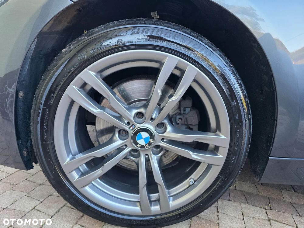 BMW Seria 3 330i xDrive M Sport - 20