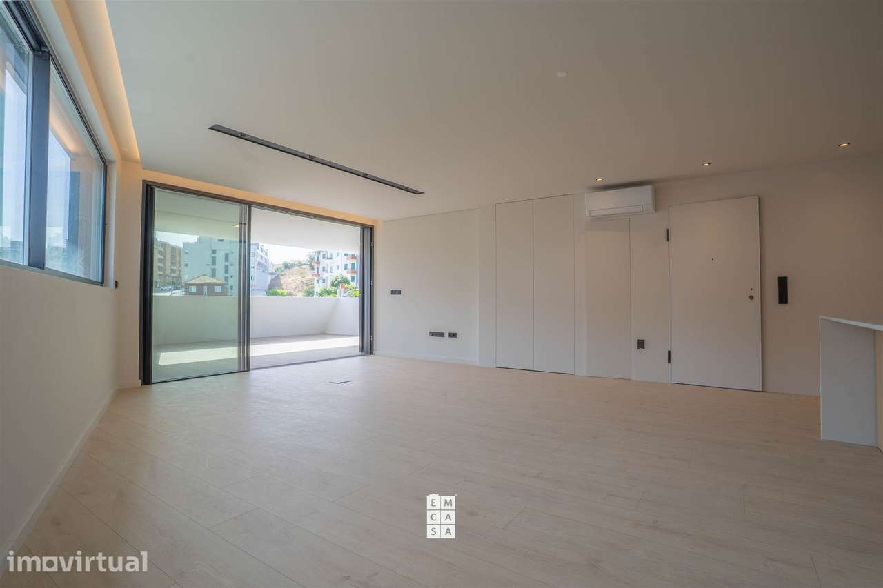 Apartamento T4 Venda em Gondomar (São Cosme), Valbom e Jovim,Gondomar - Grande imagem: 2/39