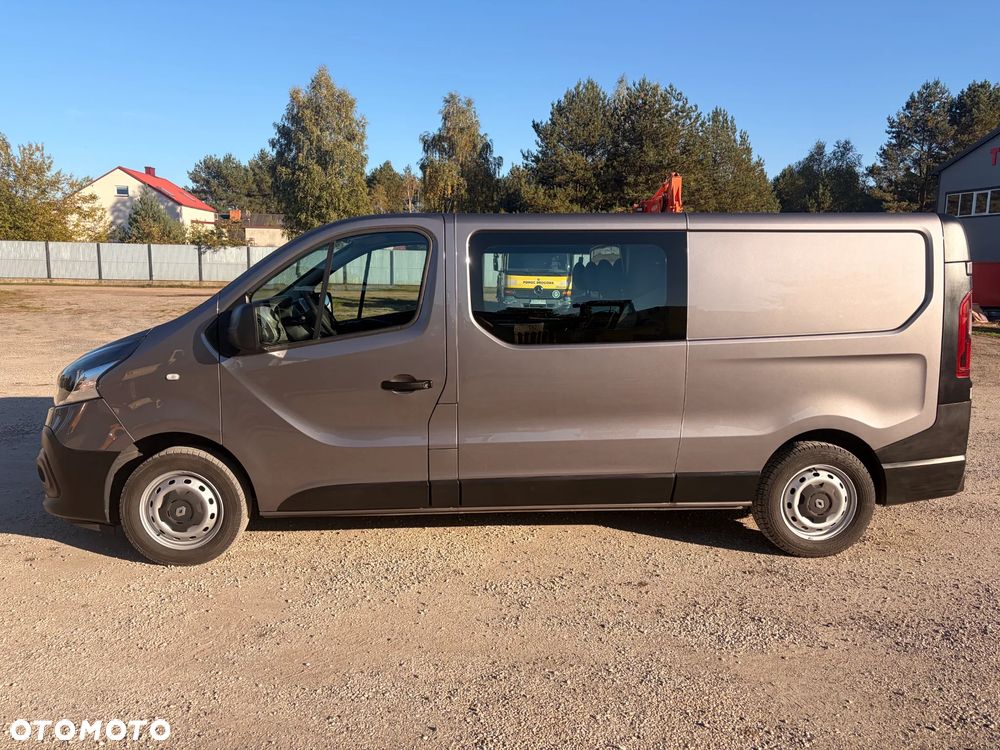 Renault Trafic - 2