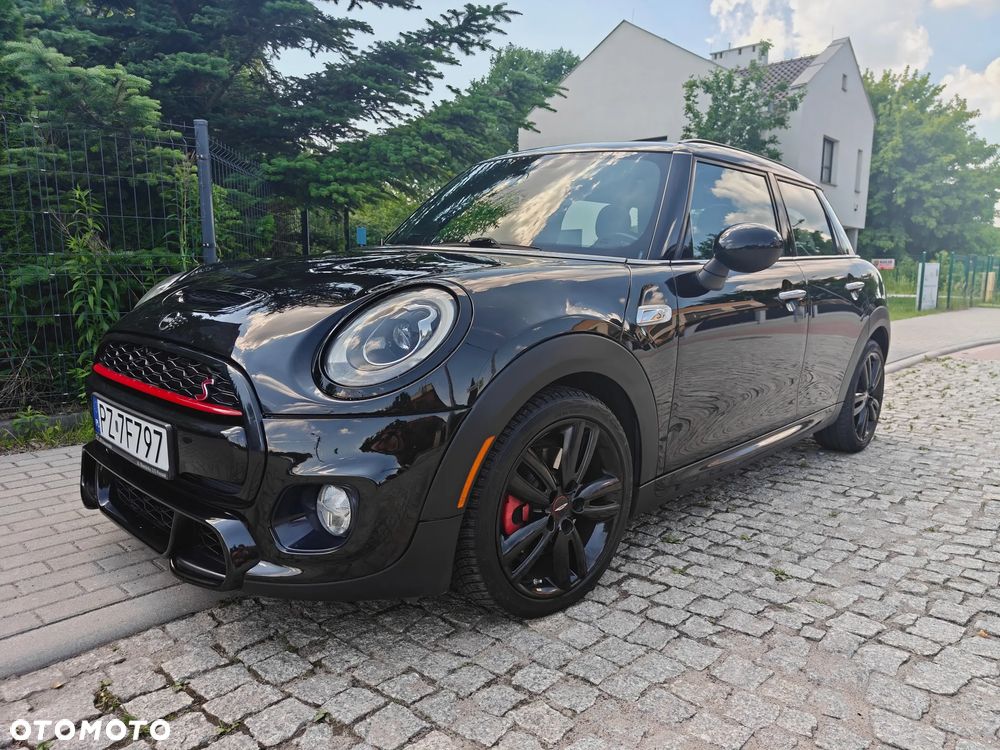 MINI Cooper - 1