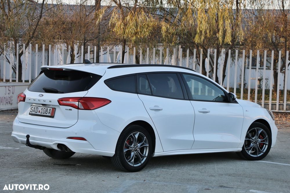 Ford Focus 1.0 EcoBoost Hybrid ST-LINE DESIGN - 13