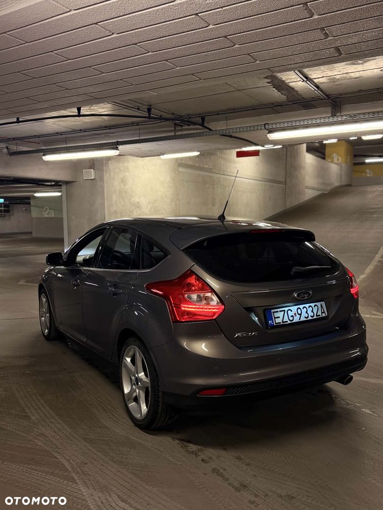 Ford Focus 1.6 EcoBoost Titanium - 22