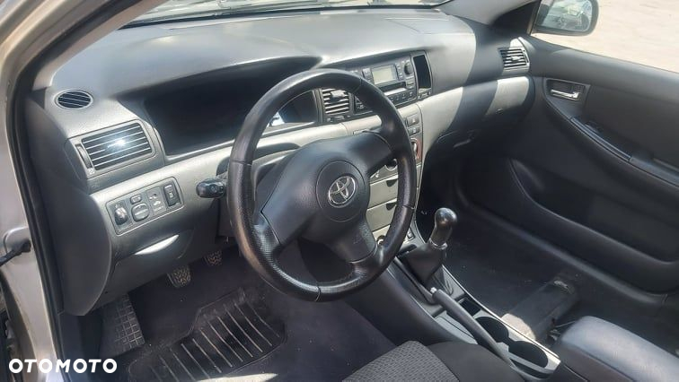 TOYOTA COROLLA E12 1,4 D4D wtrysk wtryskiwacz - 4