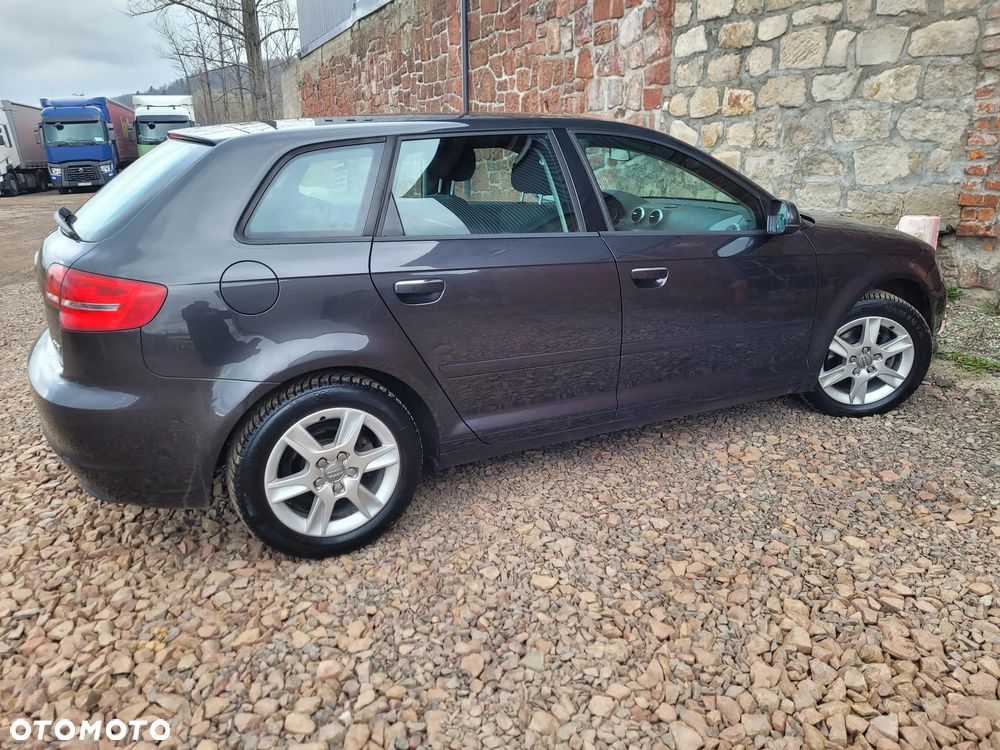 Audi A3 Sportback 1.4 TFSI Ambiente - 20