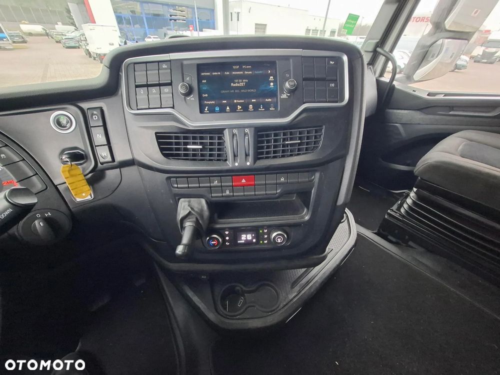 Iveco AS440S46T/P 2LNG - 16