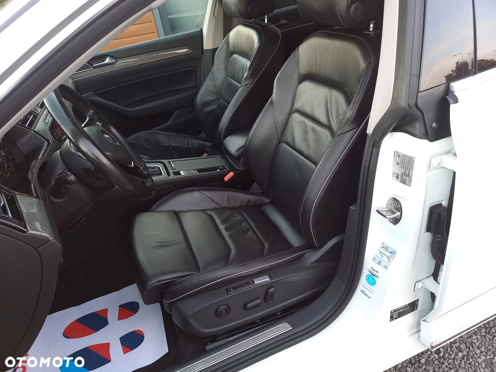 Volkswagen Arteon 2.0 TDI Bi-Turbo SCR 4Mot Elegance DSG - 23