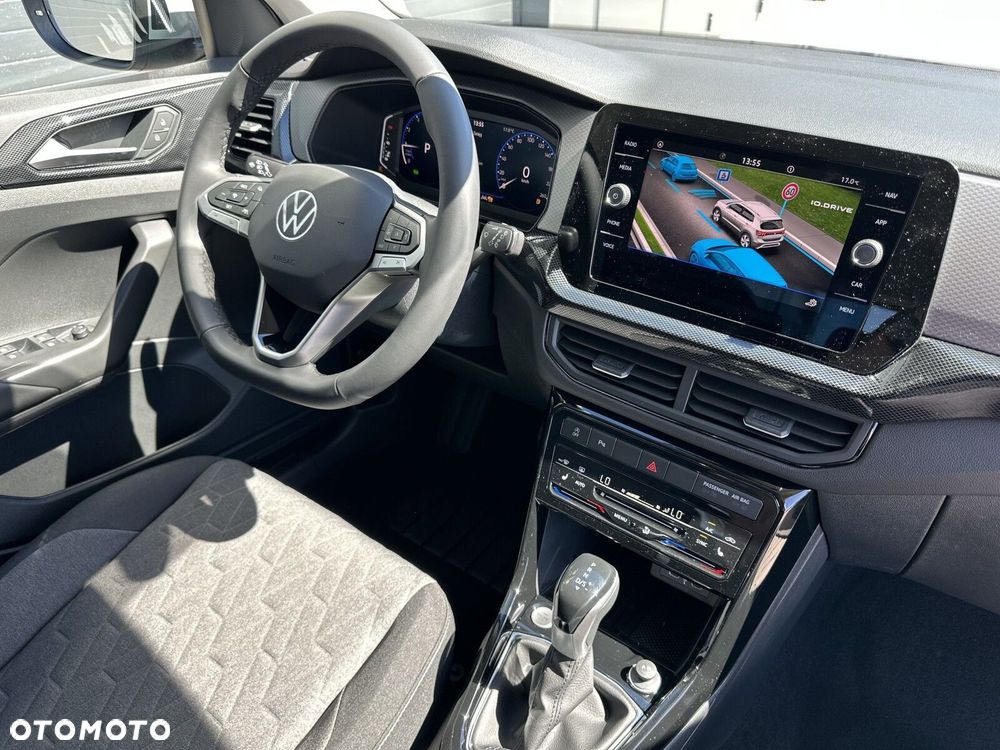Volkswagen T-Cross - 24