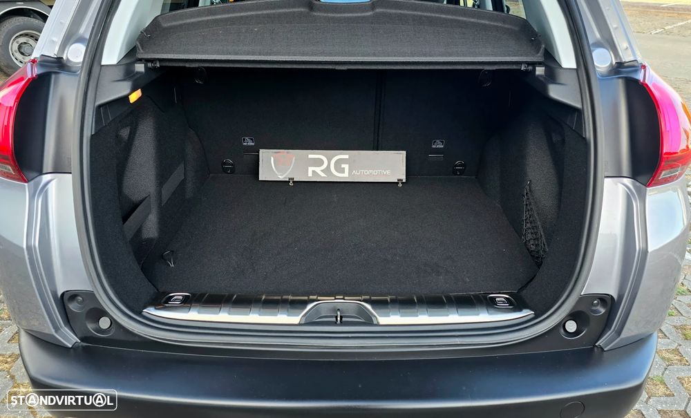 Peugeot 2008 1.2 PureTech GT Line - 17